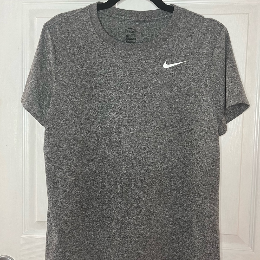 Nike dri fit tee, size large